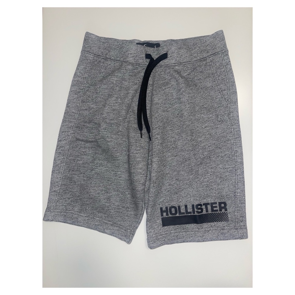 Hollister shorts gray size S